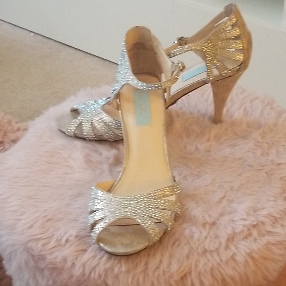 Betsey Johnson sandal